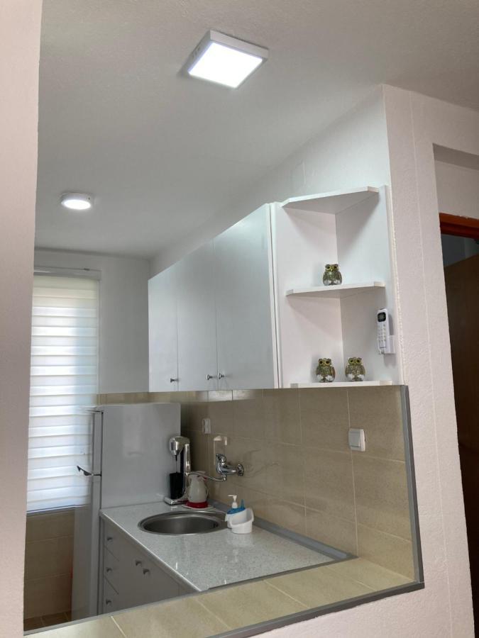 Tiki Apartments เกฟเกลียา ภายนอก รูปภาพ