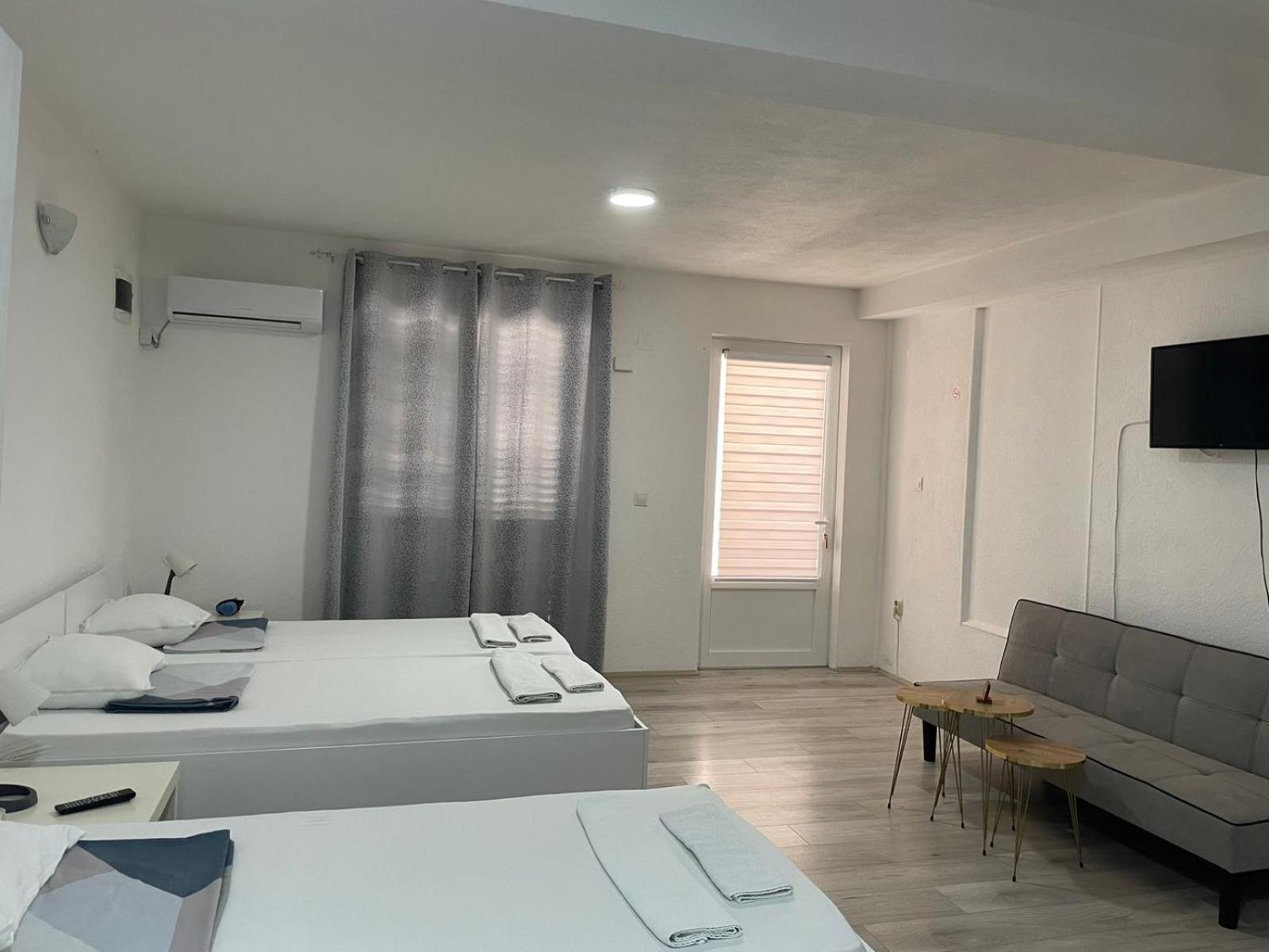 Tiki Apartments เกฟเกลียา ภายนอก รูปภาพ