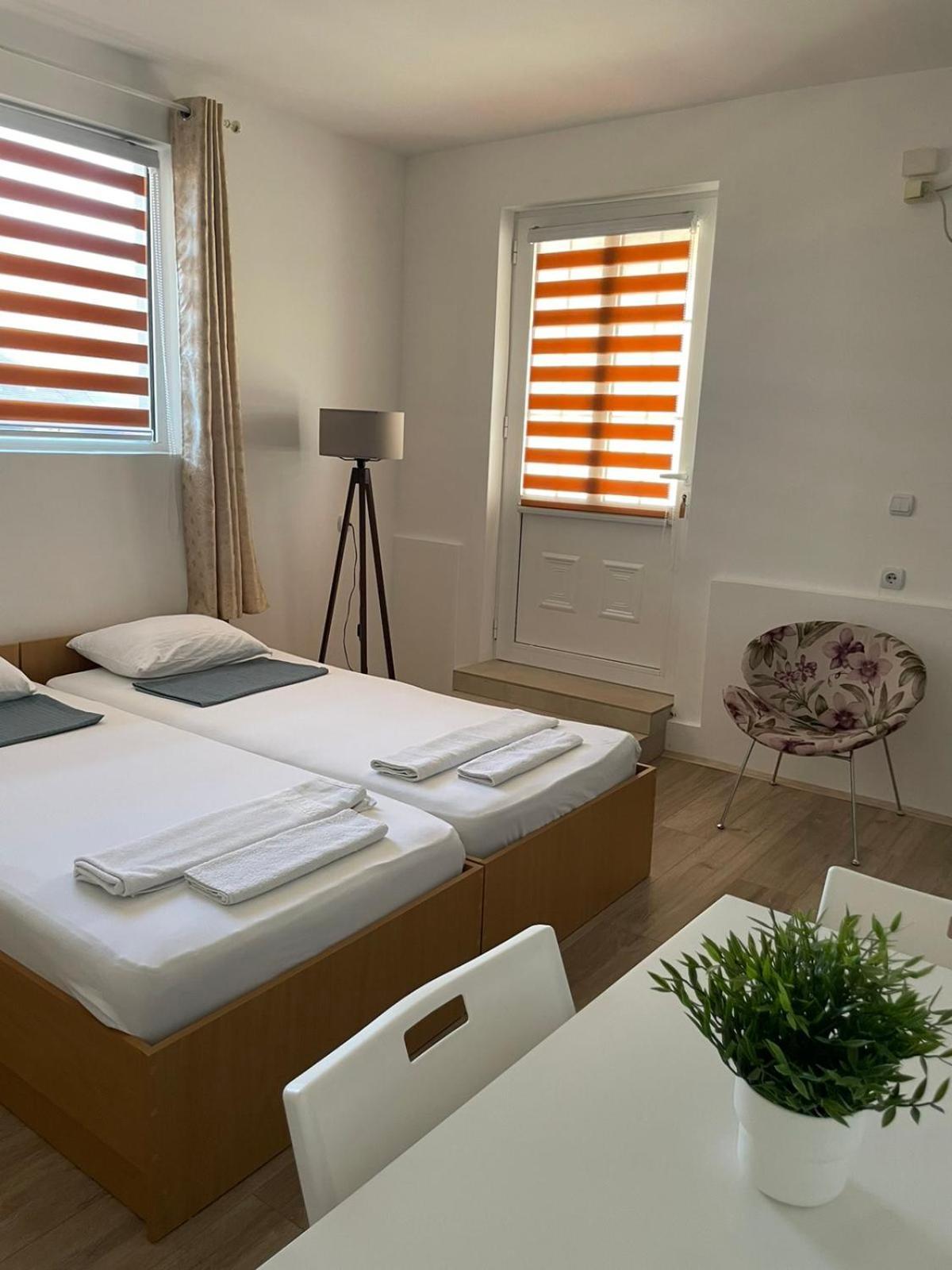 Tiki Apartments เกฟเกลียา ห้อง รูปภาพ